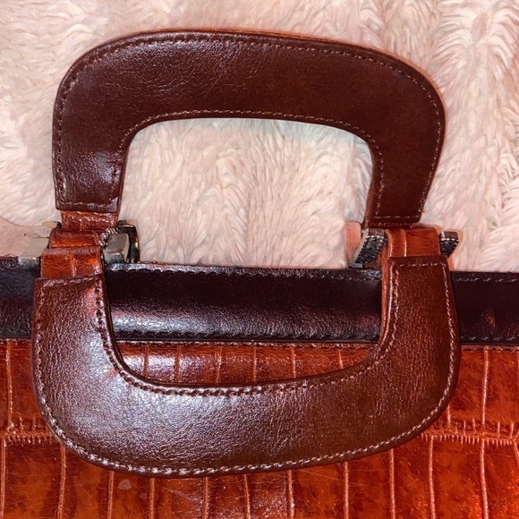 17 pocket croc embossed briefcase - Picture 5 of 13